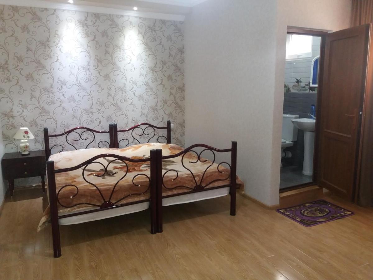 Guest House Darejani Кутаиси Екстериор снимка