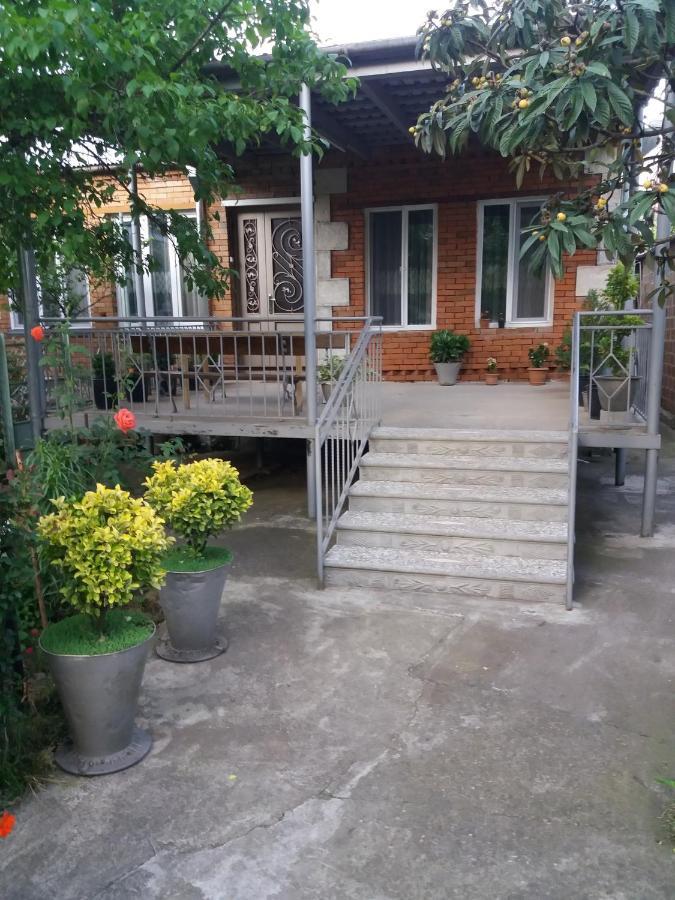 Guest House Darejani Кутаиси Екстериор снимка